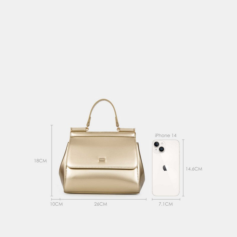 Kleine Hnadtasche mit Strap