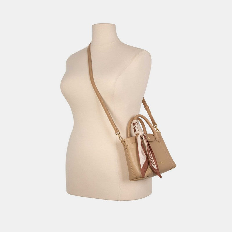 Handtasche