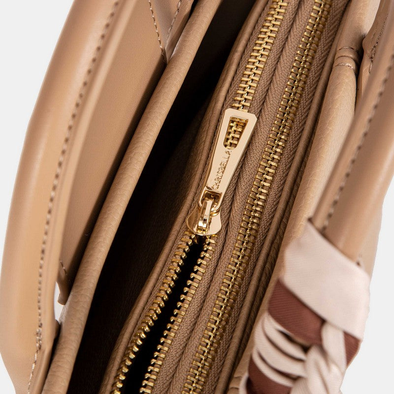 Handtasche